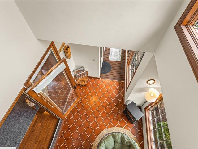 6800 W Thornapple Drive, Janesville, WI 53548