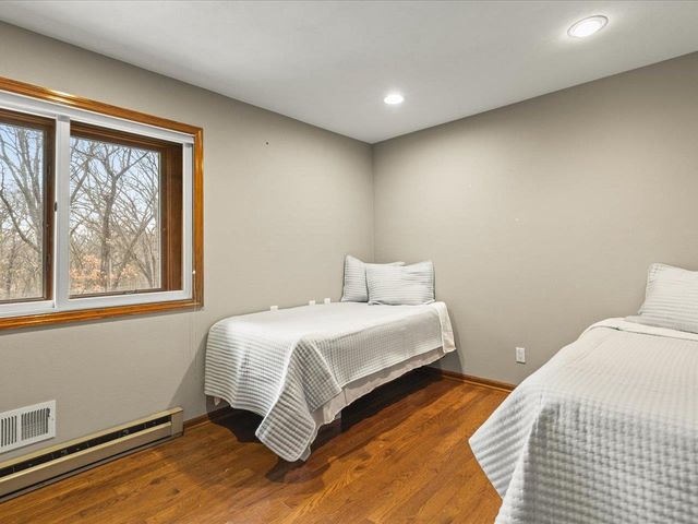 6800 W Thornapple Drive, Janesville, WI 53548