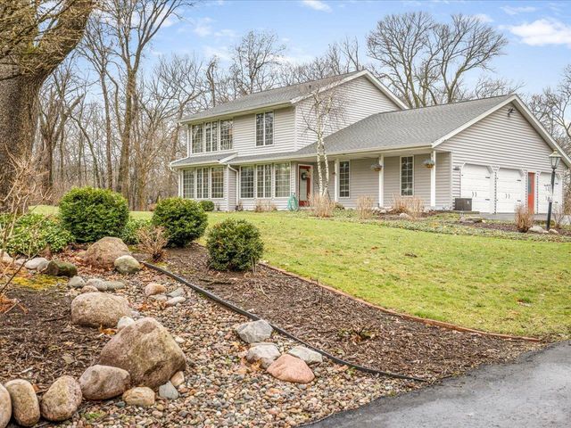 6800 W Thornapple Drive, Janesville, WI 53548