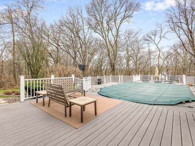 6800 W Thornapple Drive, Janesville, WI 53548
