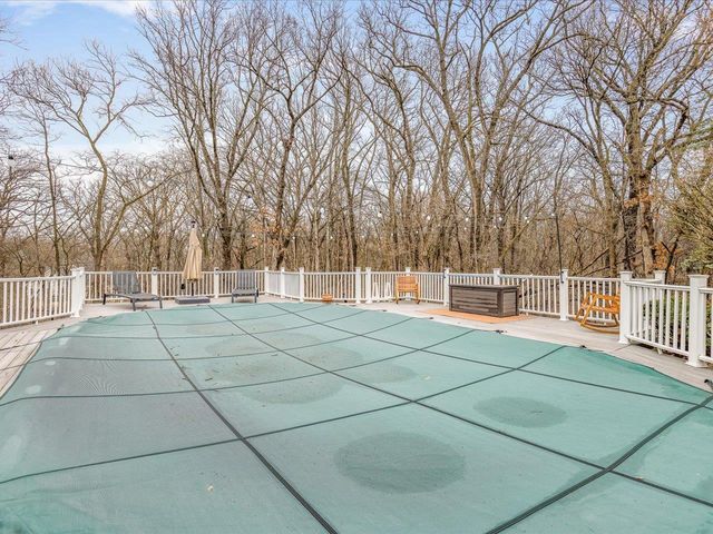 6800 W Thornapple Drive, Janesville, WI 53548