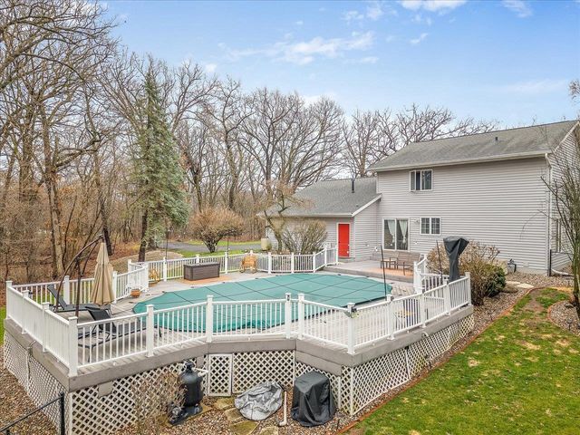 6800 W Thornapple Drive, Janesville, WI 53548