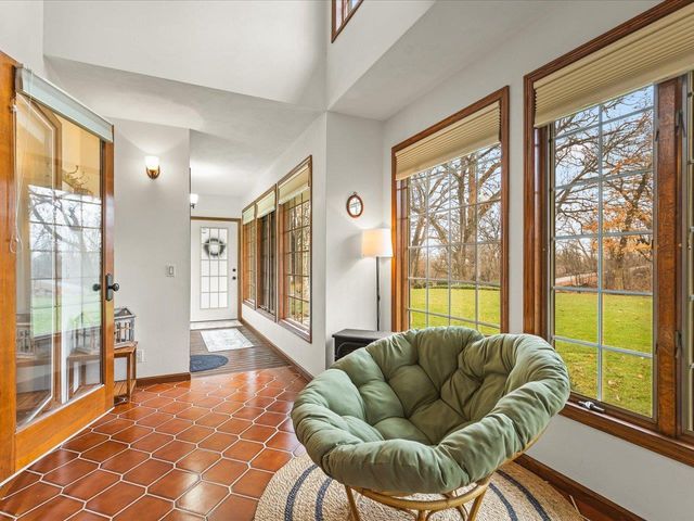 6800 W Thornapple Drive, Janesville, WI 53548