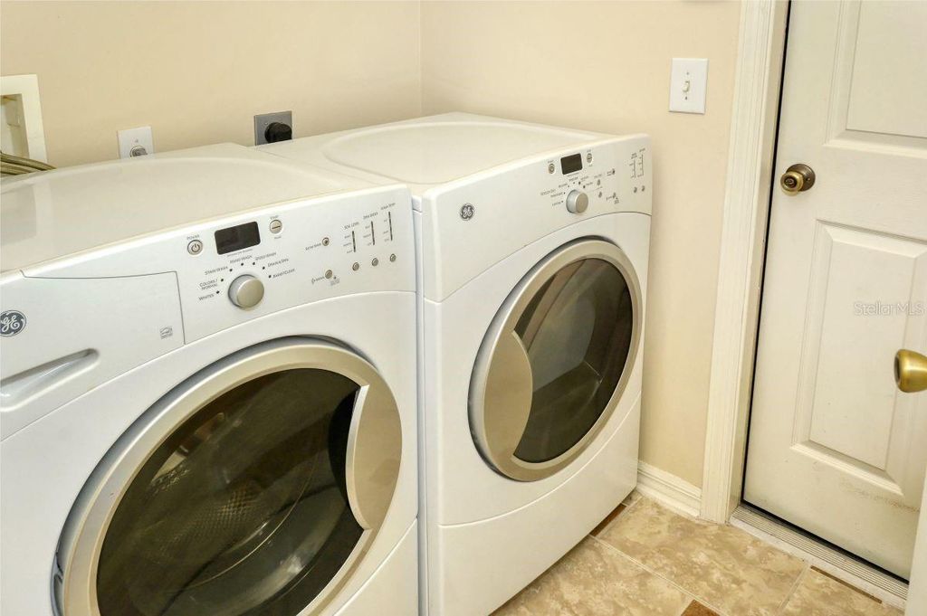 Image 37 of property listing at 4509 CABBAGE KEY TERRACE, Bradenton, FL 34203