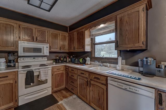 3023 TOMAHAWK DR, Rapid City, SD 57702