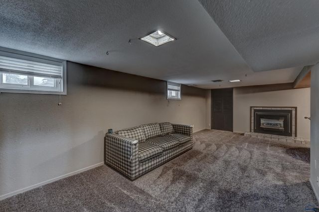 3023 TOMAHAWK DR, Rapid City, SD 57702