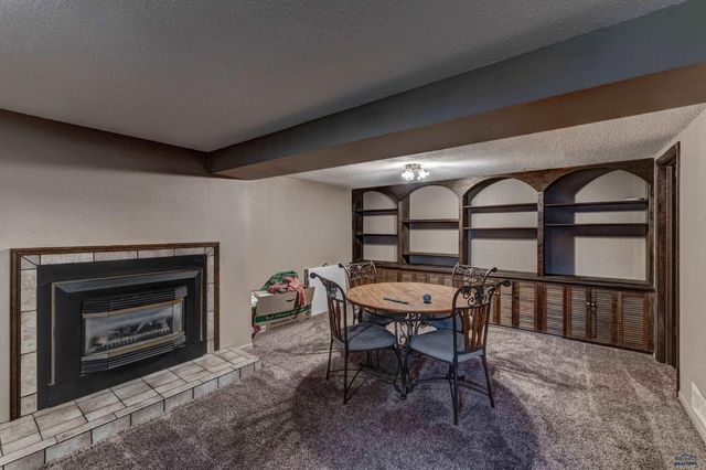 3023 TOMAHAWK DR, Rapid City, SD 57702
