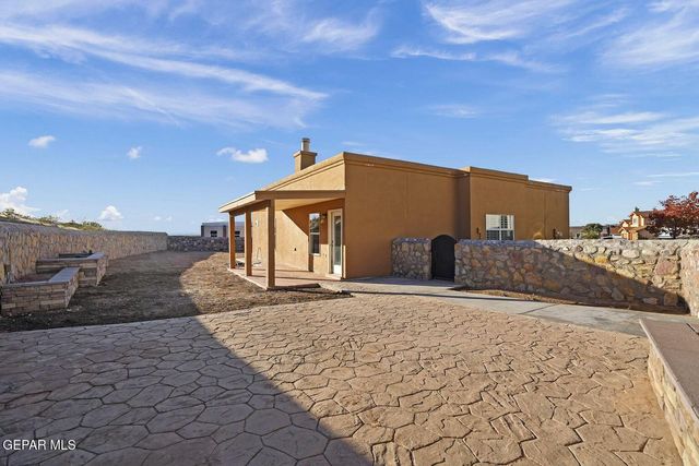 1451 SENDA DEL SOL Lane, El Paso, TX 79911