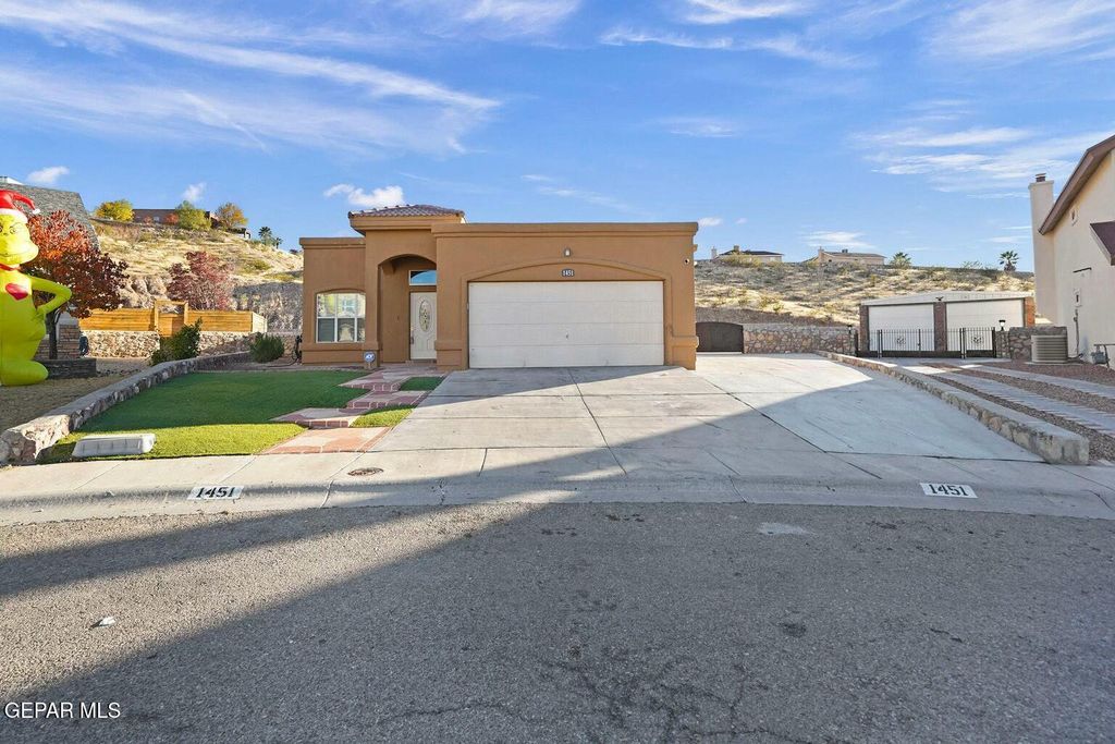 1451 SENDA DEL SOL Lane, El Paso, TX 79911