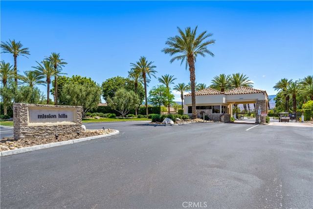 138 Royal Saint Georges Way, Rancho Mirage, CA 92270