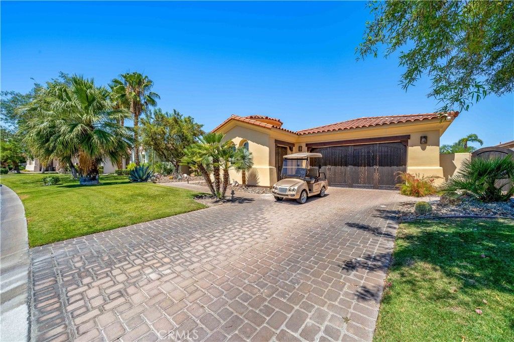 138 Royal Saint Georges Way, Rancho Mirage, CA 92270