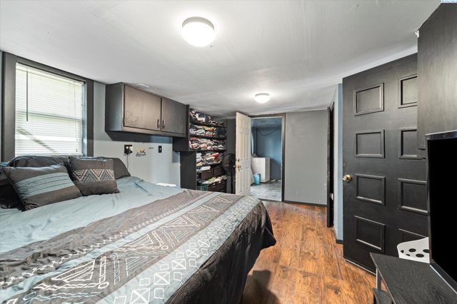 837 S Hawthorne, Kennewick, WA 99336