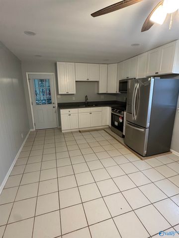 3610 Williamsburg Drive, Huntsville, AL 35810