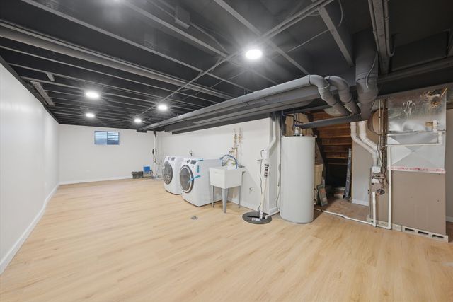 6S656 Avon Court, Naperville, IL 60540