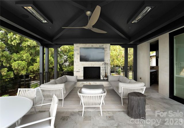 19125 Peninsula Point Drive, Cornelius, NC 28031