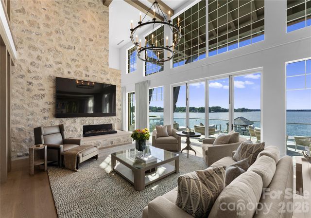 19125 Peninsula Point Drive, Cornelius, NC 28031