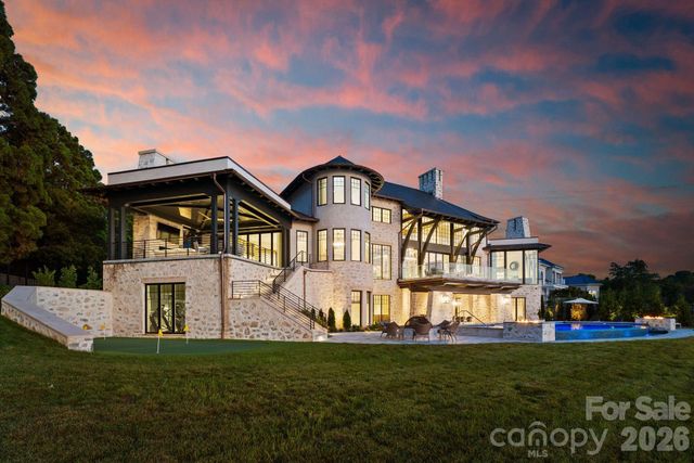 19125 Peninsula Point Drive, Cornelius, NC 28031