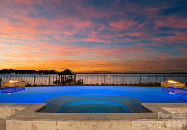 19125 Peninsula Point Drive, Cornelius, NC 28031