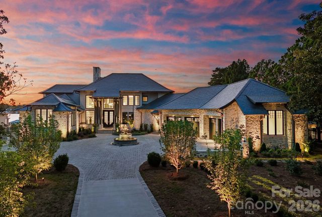 19125 Peninsula Point Drive, Cornelius, NC 28031