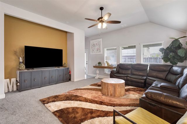 1129 Snowy Owl Drive, Alvarado, TX 76009