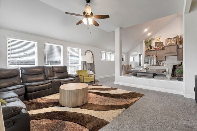 1129 Snowy Owl Drive, Alvarado, TX 76009