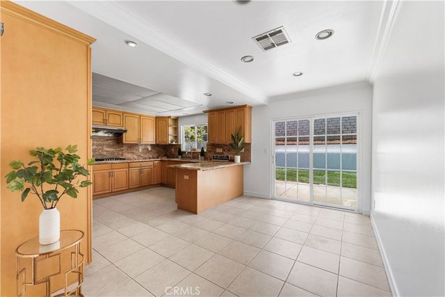 1560 Valley Vista, Monterey Park, CA 91754