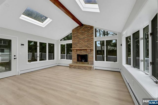 11 Raymond Street, Englewood Cliffs, NJ 07632