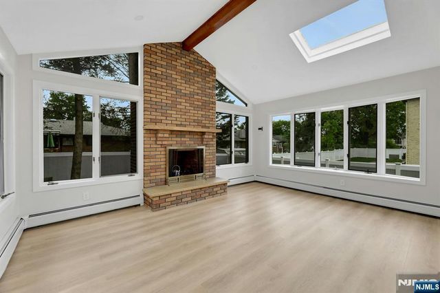 11 Raymond Street, Englewood Cliffs, NJ 07632