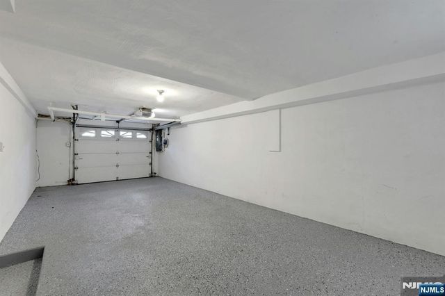 11 Raymond Street, Englewood Cliffs, NJ 07632