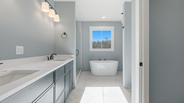 12612 Emerald Bay Drive, Soddy Daisy, TN 37379