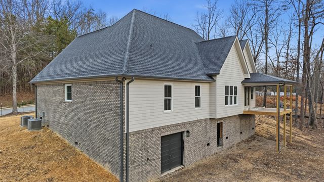 12612 Emerald Bay Drive, Soddy Daisy, TN 37379