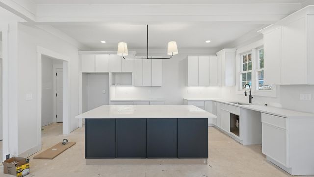 12612 Emerald Bay Drive, Soddy Daisy, TN 37379