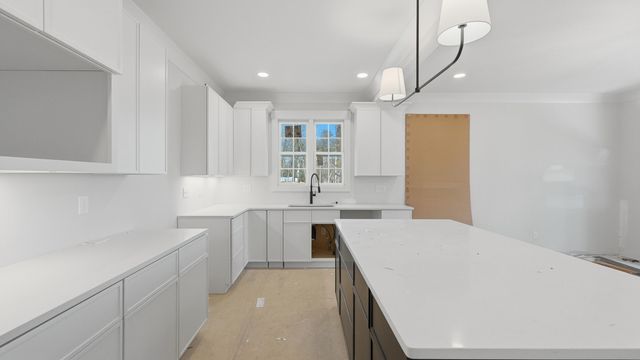 12612 Emerald Bay Drive, Soddy Daisy, TN 37379