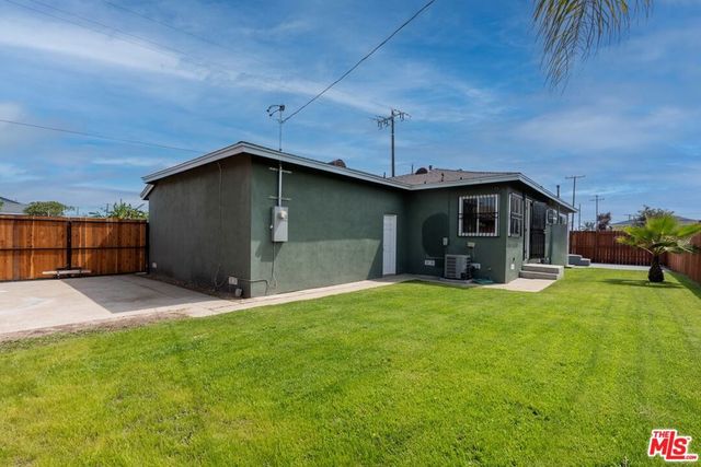 401 S Amantha Avenue, Compton, CA 90220
