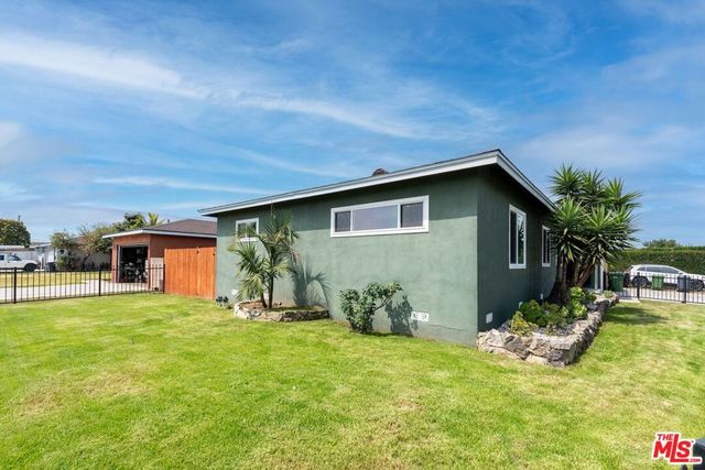 401 S Amantha Avenue, Compton, CA 90220