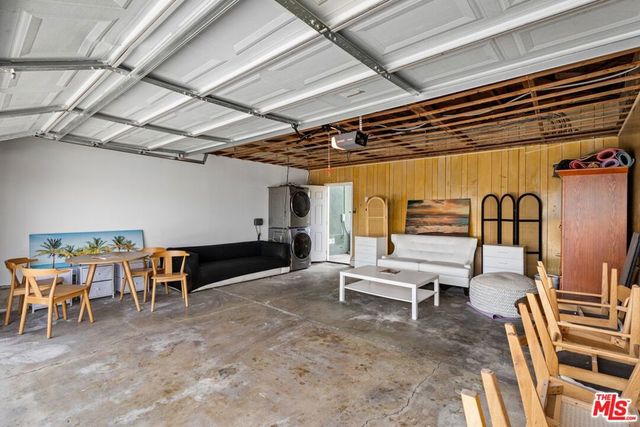 401 S Amantha Avenue, Compton, CA 90220