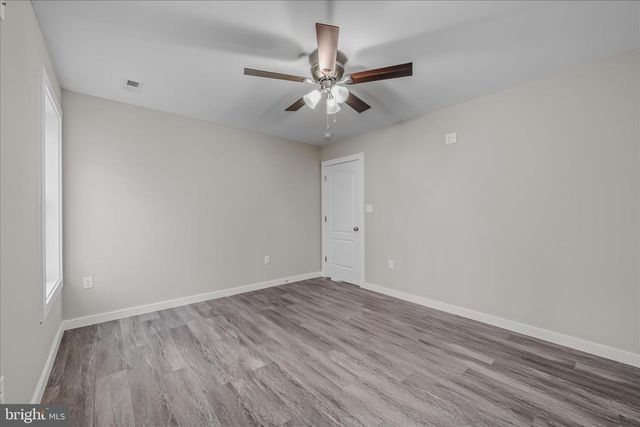 9866 BACK CREEK VALLEY RD, Hedgesville, WV 25427