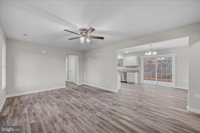 9866 BACK CREEK VALLEY RD, Hedgesville, WV 25427