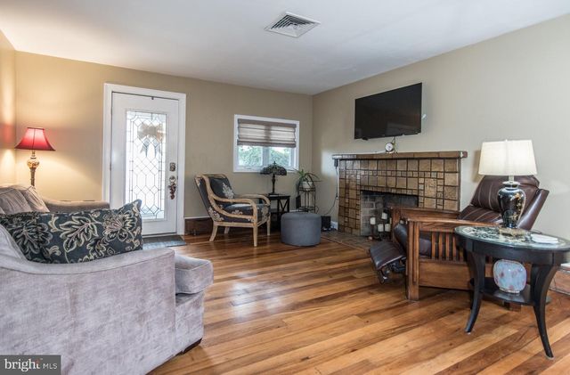 555 SAN DIEGO AVE, Jenkintown, PA 19046