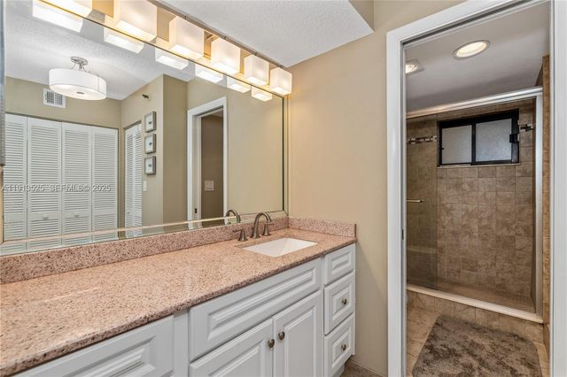 300 Ocean Trail Way 406, Jupiter, FL 33477