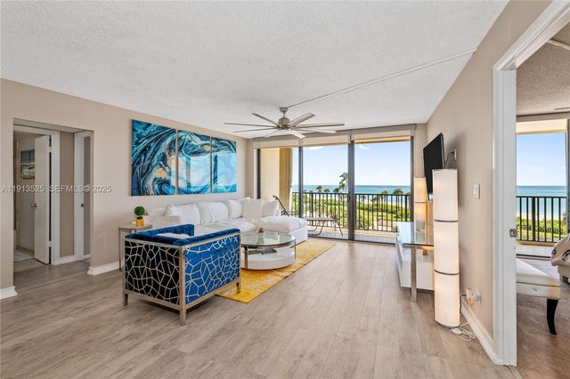 300 Ocean Trail Way 406, Jupiter, FL 33477