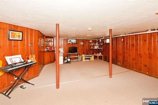 1556 Wyndmoor Avenue, Hillside, NJ 07205