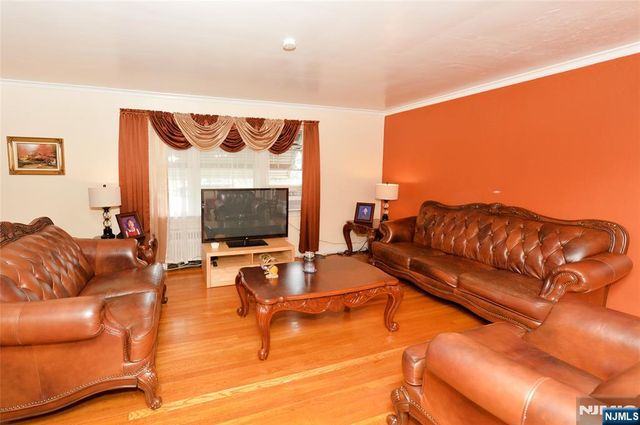 1556 Wyndmoor Avenue, Hillside, NJ 07205