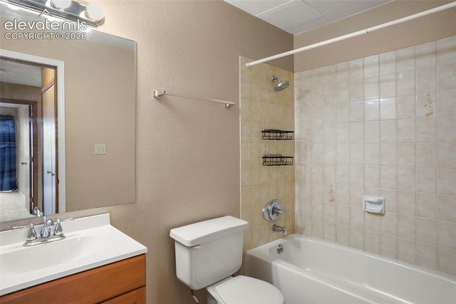 1238 Firefly Circle, Colorado Springs, CO 80916