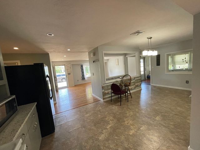 55 Barbara Ave, Auburn, MA 01501