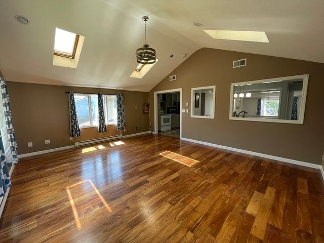 55 Barbara Ave, Auburn, MA 01501