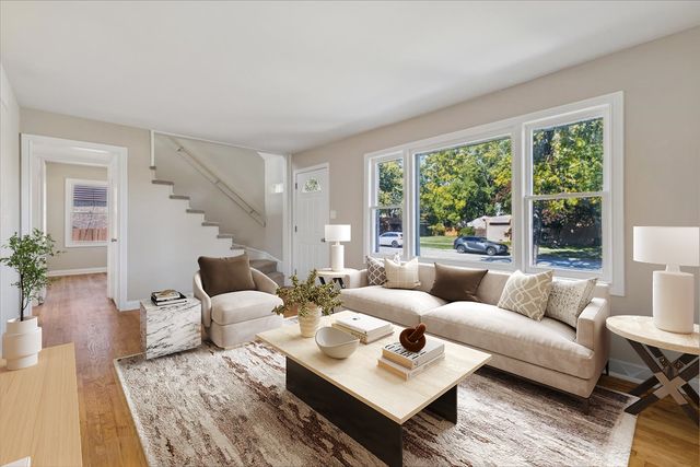 7705 Columbia Drive, Bridgeview, IL 60455