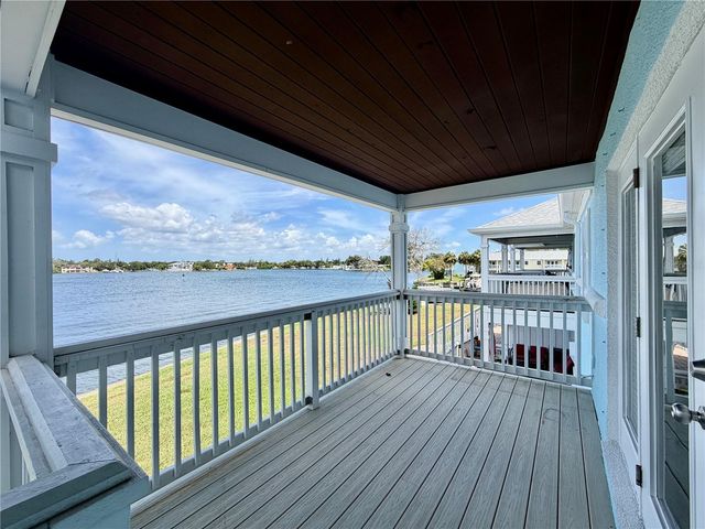 5117 SALMON DRIVE SE D, St Petersburg, FL 33705