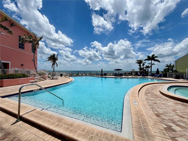 5117 SALMON DRIVE SE D, St Petersburg, FL 33705