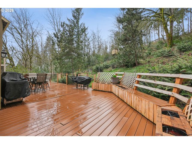 16490 S BRADLEY Rd, Oregon City, OR 97045